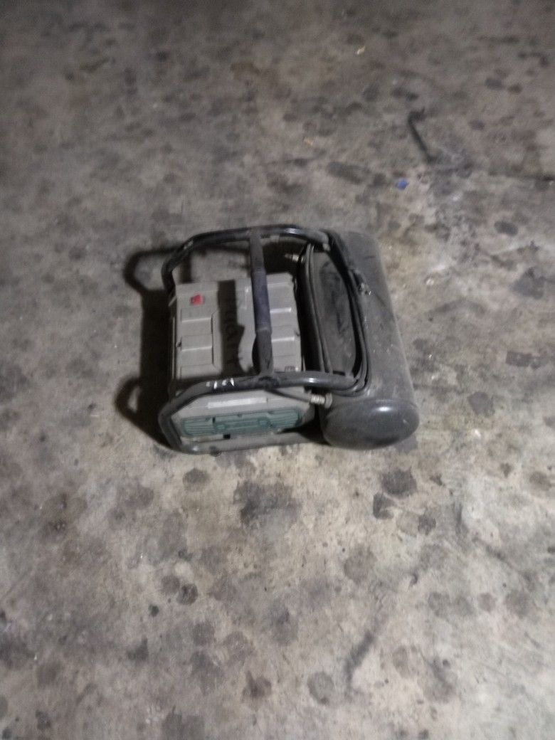 3 Gal. Air Compressor 