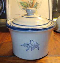 Redwing Stoneware Jar/Canister with Lid