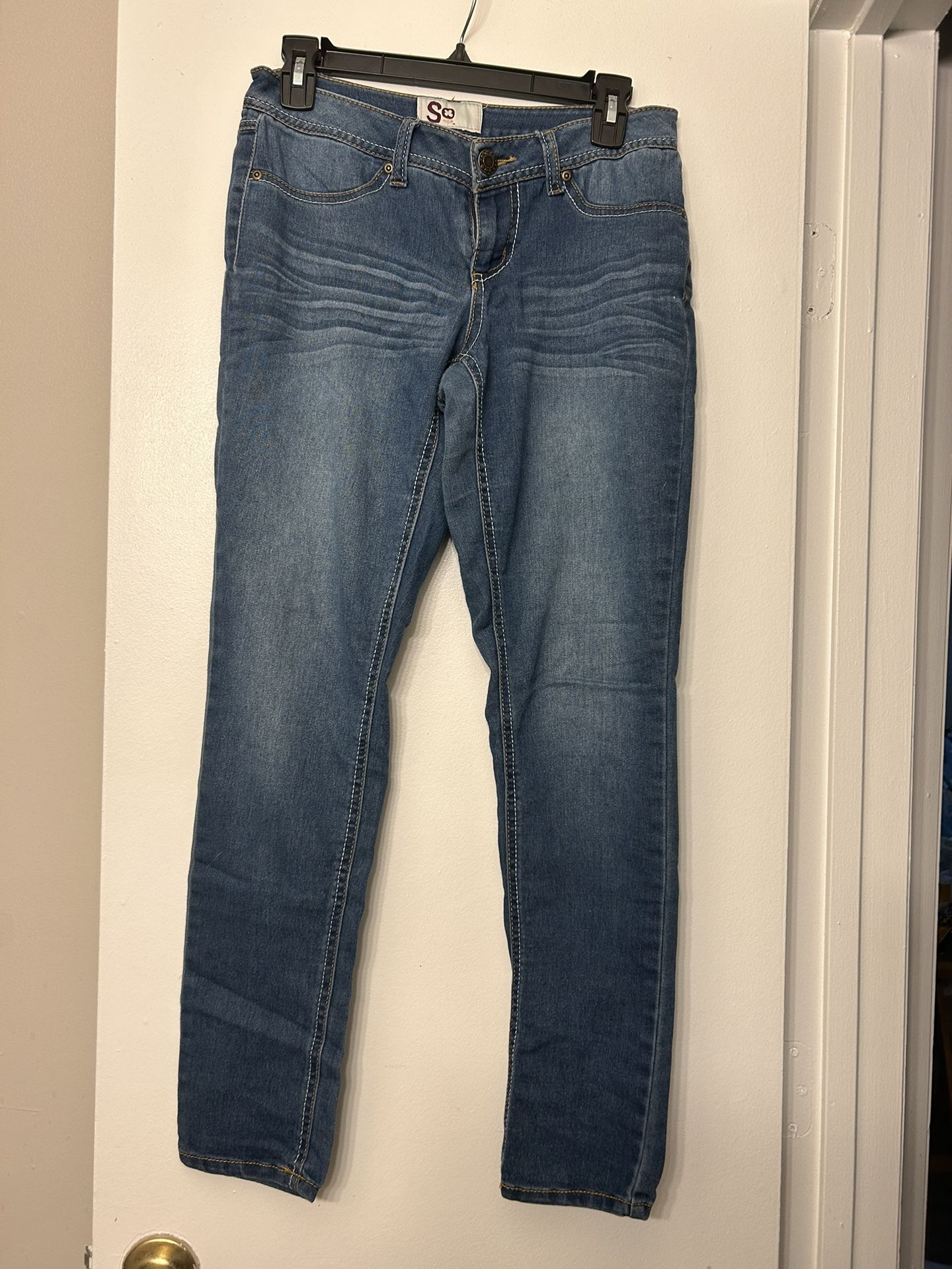 Junior’s So Jeans Size 7