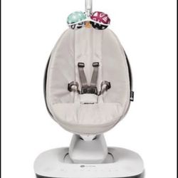 mamaRoo® multi-motion baby swing