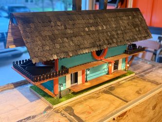 Bird house mansion / Birdhouse