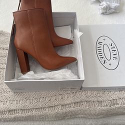 Steve Madden Cognac bootie
