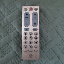 GE 2 Device Universal Remote, Works with Smart TVs, LG, Sony, Blu Ray, DVD, DVR, Roku, Apple TV, and other Streaming Players, Simple Setup, Auto Scan,