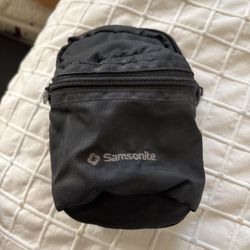 Genuine Samsonite Small Black Double Compartment / Pocket Camera Bag 