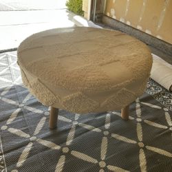 Round Coffee Table 