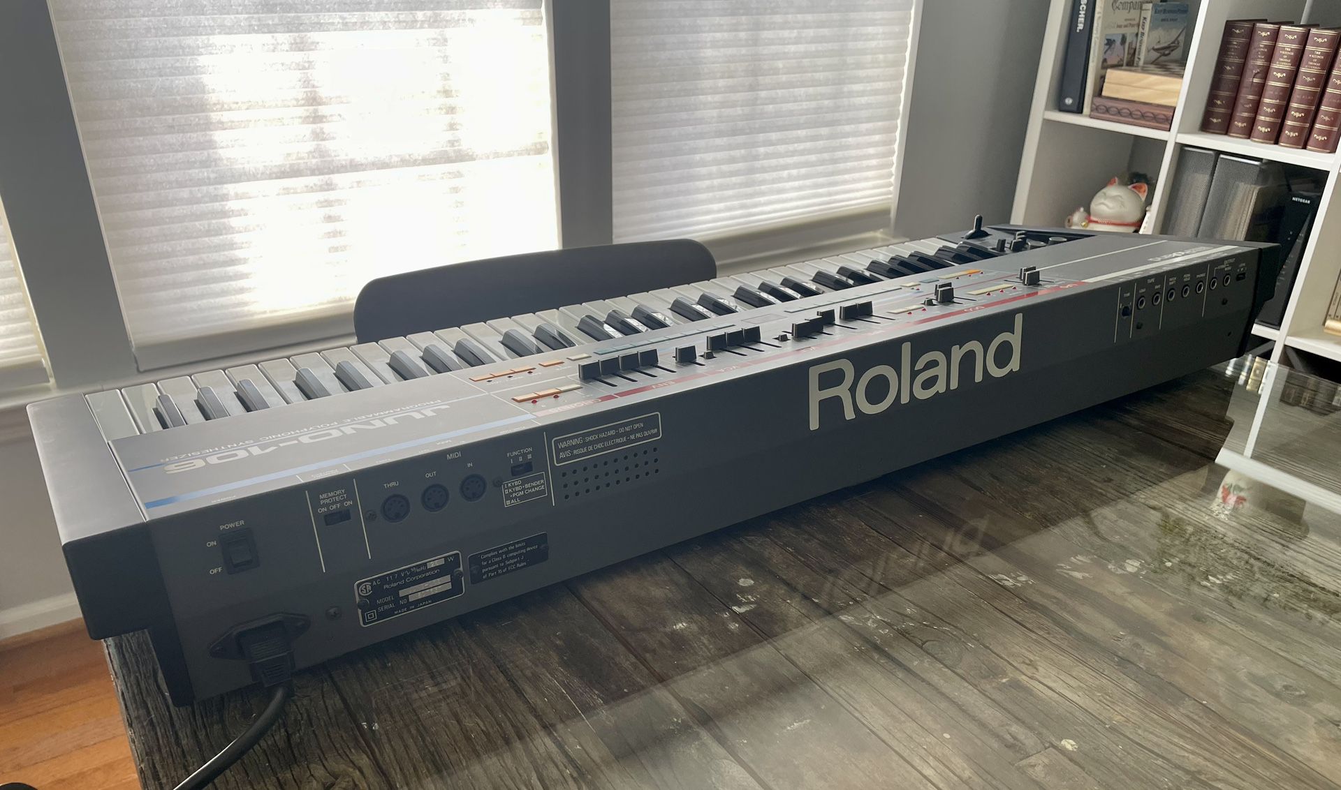 MINT Roland Juno-106 Vintage Poly Synthesizer Keyboard 