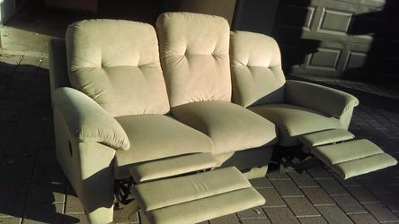 Brand new Dual Reclining Sofa Free Delivery