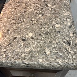 Quartz countertops 