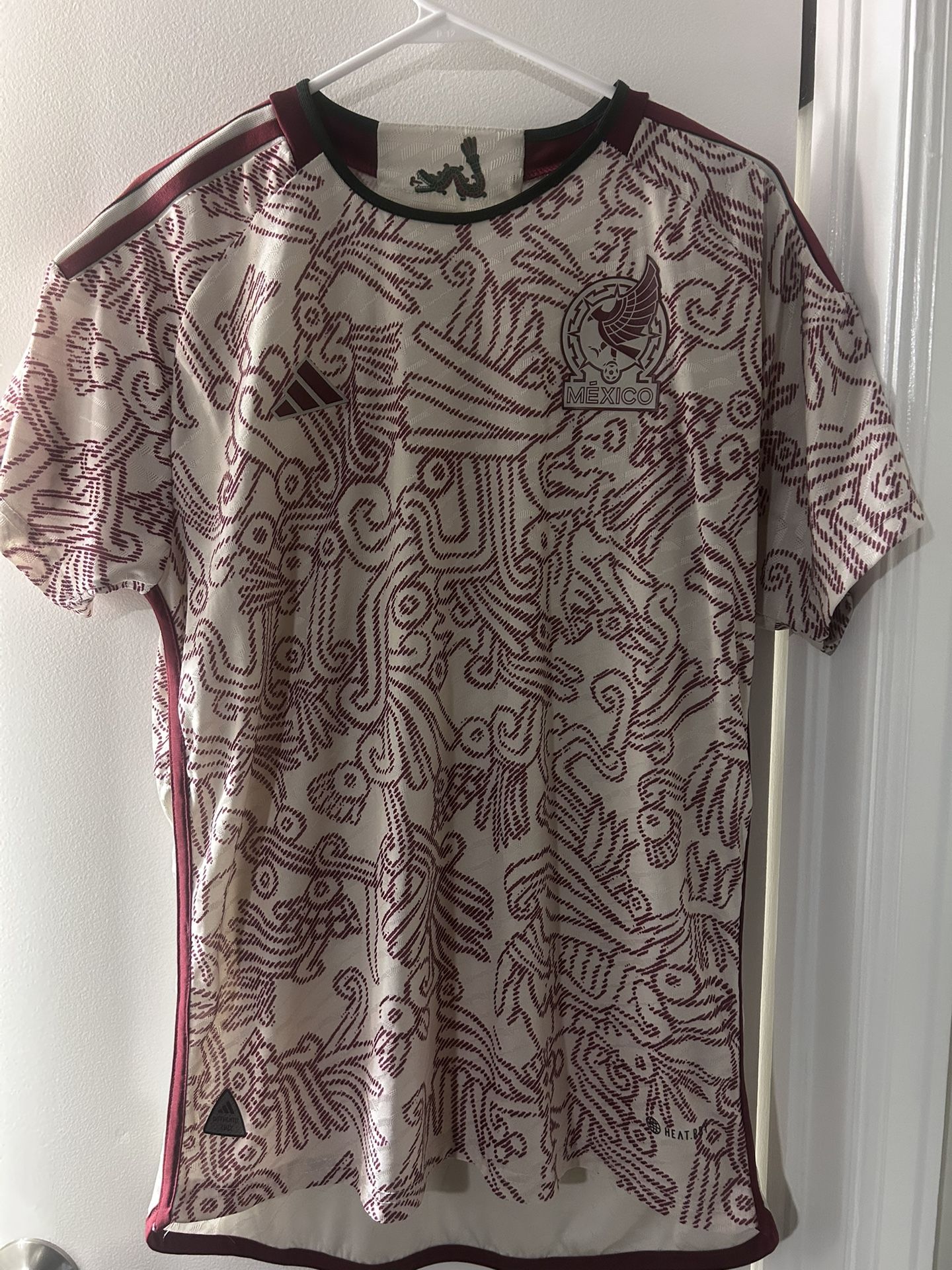 Adidas Mexico 2022 Away jersey inspired by Mixtec art and Aztec deities XL