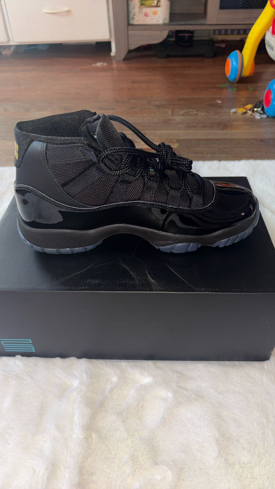 Jordan 11 Retro Gamma