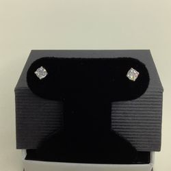 Sparkling Sterling Silver Cubic Zirconia  Stud Earrings