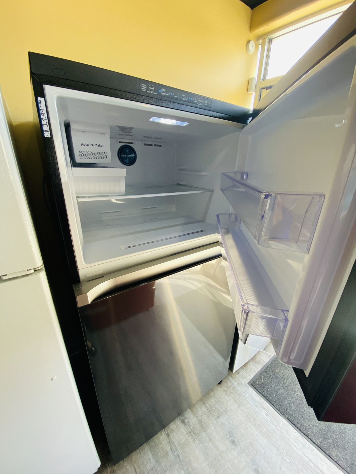 Samsung Refrigerator 