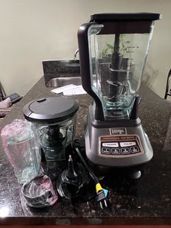 Ninja Professional 1500W Blender with Accessories