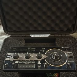 Pioneer DJ Rmx-1000 W/ Case