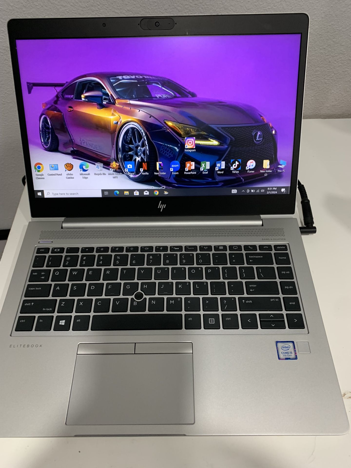 ULTRA SLIM.i5 i5. HP. ELITEBOOK ( Looks Like Brand New ) . 7 GENERATION PHOTOSHOP build On 10/02/2023…128.0 GB SSD ( Capacity ) ..8.0 GB RAM