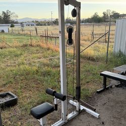 TuffStuff Lat Pulldown & Cable Row Machine