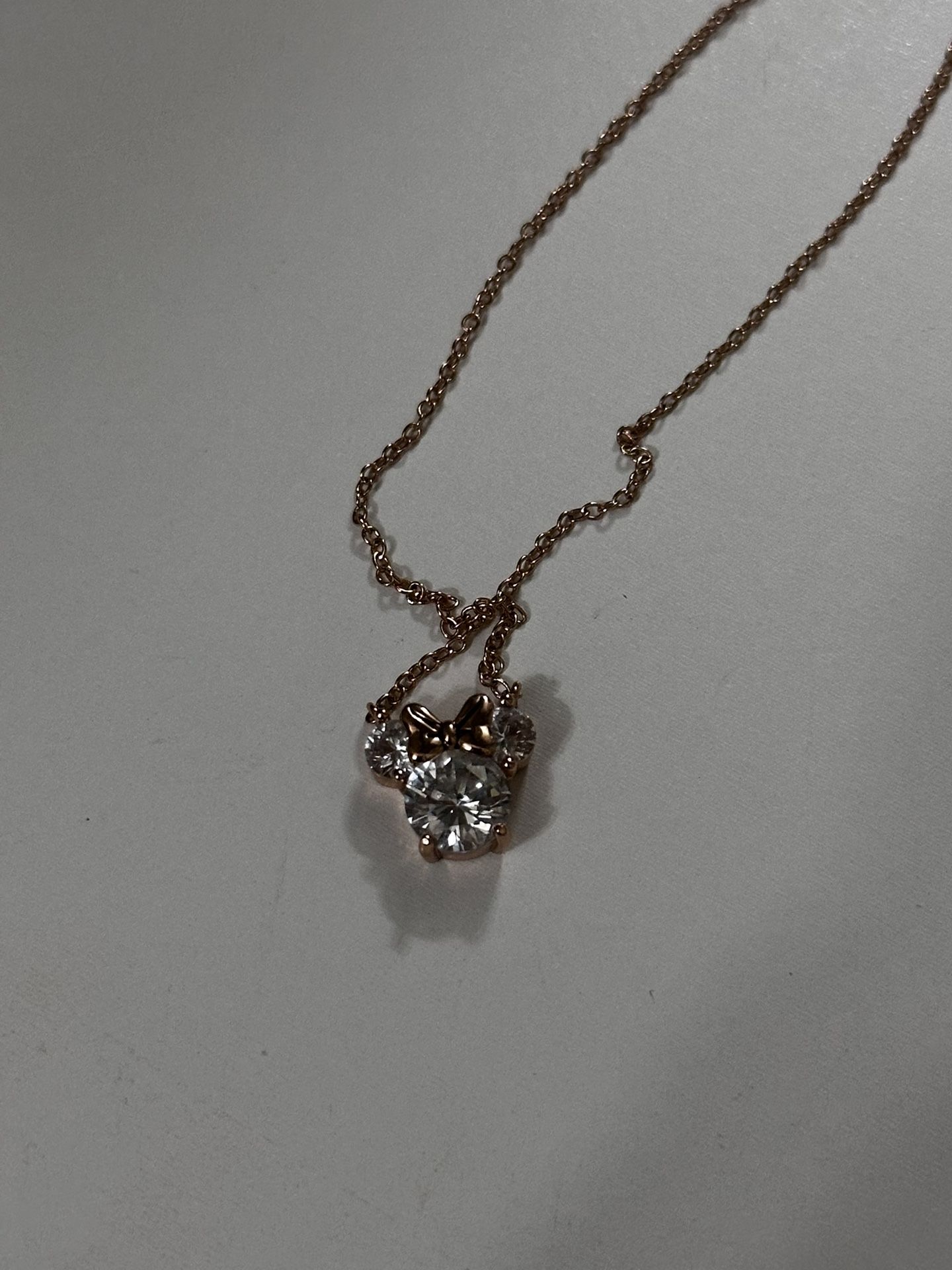Minnie Mouse pendant Necklace 