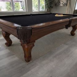 Immaculate Condition Pool Table 8’ (Free Delivery & Pro Setup) New Felt Any Color + All Accessories 
