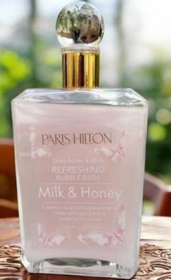 BRAND NEW Paris Hilton, Bubble Bath