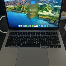 MacBook Pro 13” 2017 Like New 