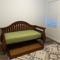 Twin Trundle Bed 