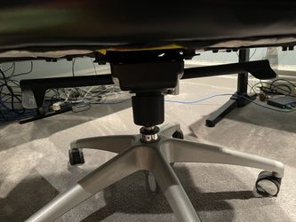 Office Chair Works Great Very Comfortable Send Me An Offer