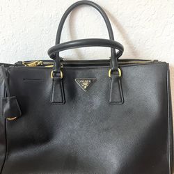 Large Prada Galleria Saffiano Leather bag 