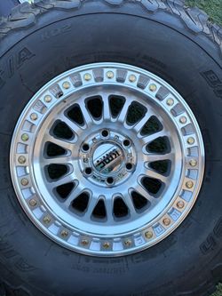 New KMC rims and used tires Chevy Silverado 315/70/17 tires and rims 6x139.7