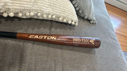 Easton PRO-110 Wood Baseball Bat