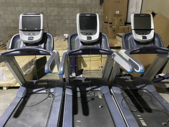 Precor 885 V2 Treadmills w/ P80 Console