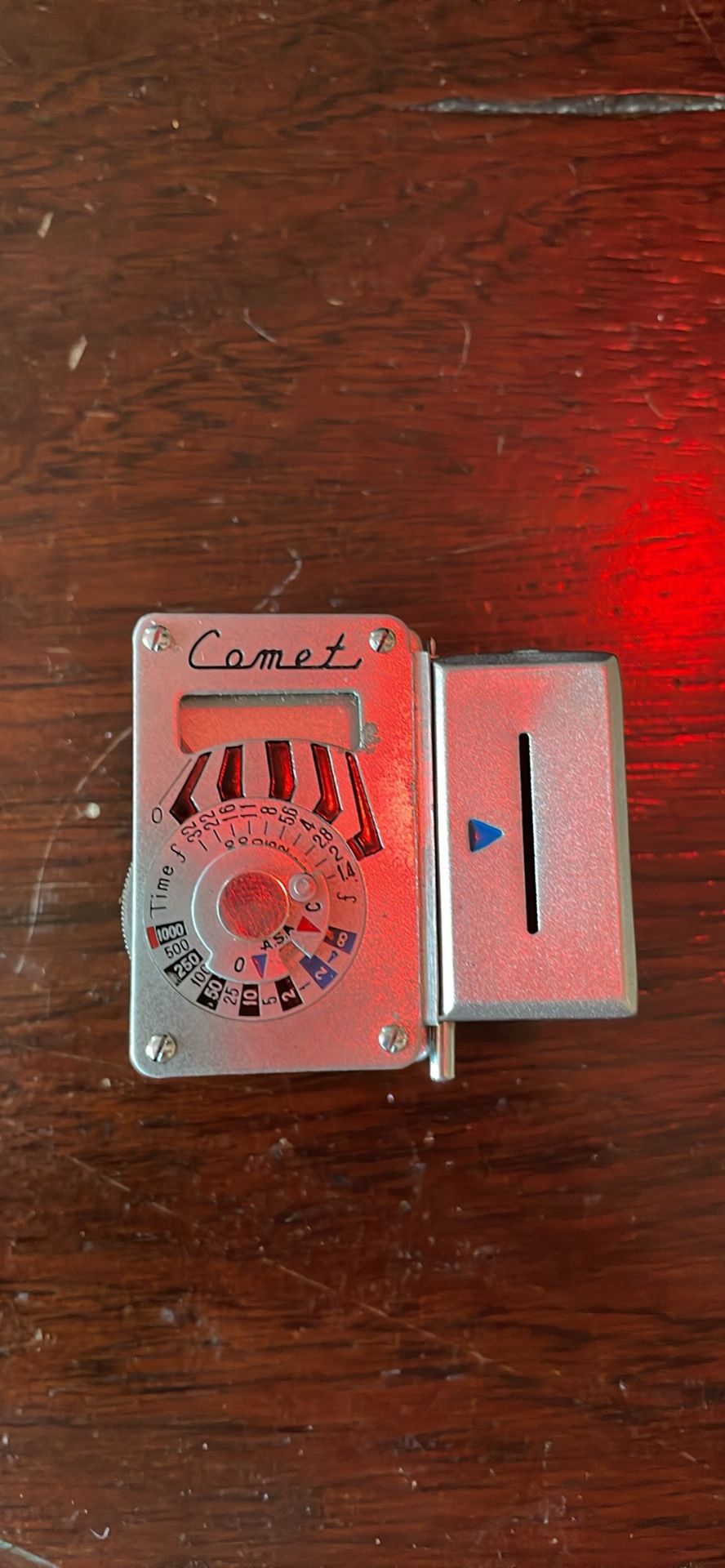 Comet light meter