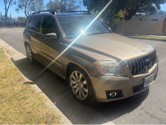 2010 Mercedes Benz GLK350