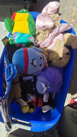 Mixed Lot of Stuffed Animals and Plush Toys