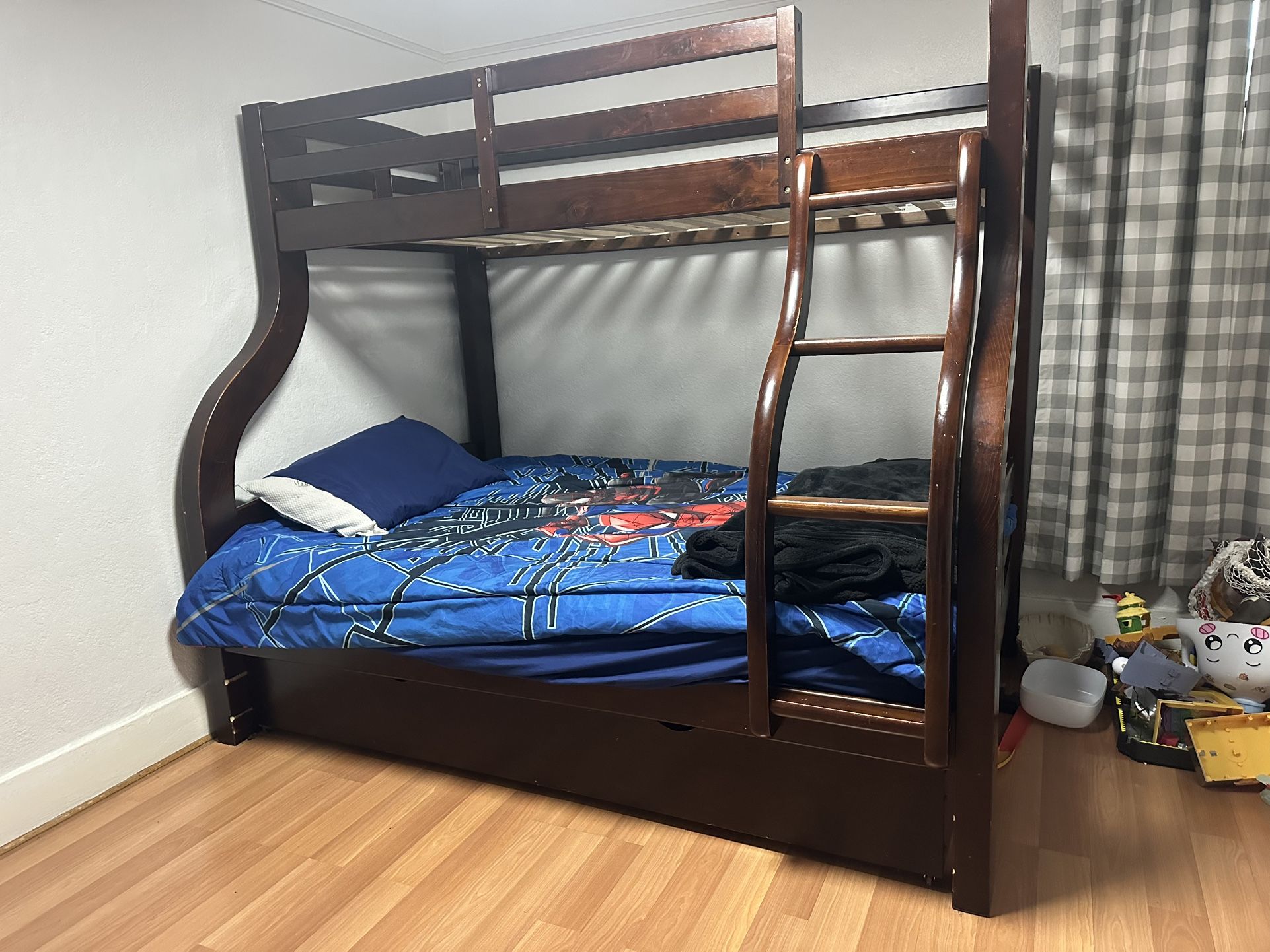 Bunk Beds Trundle