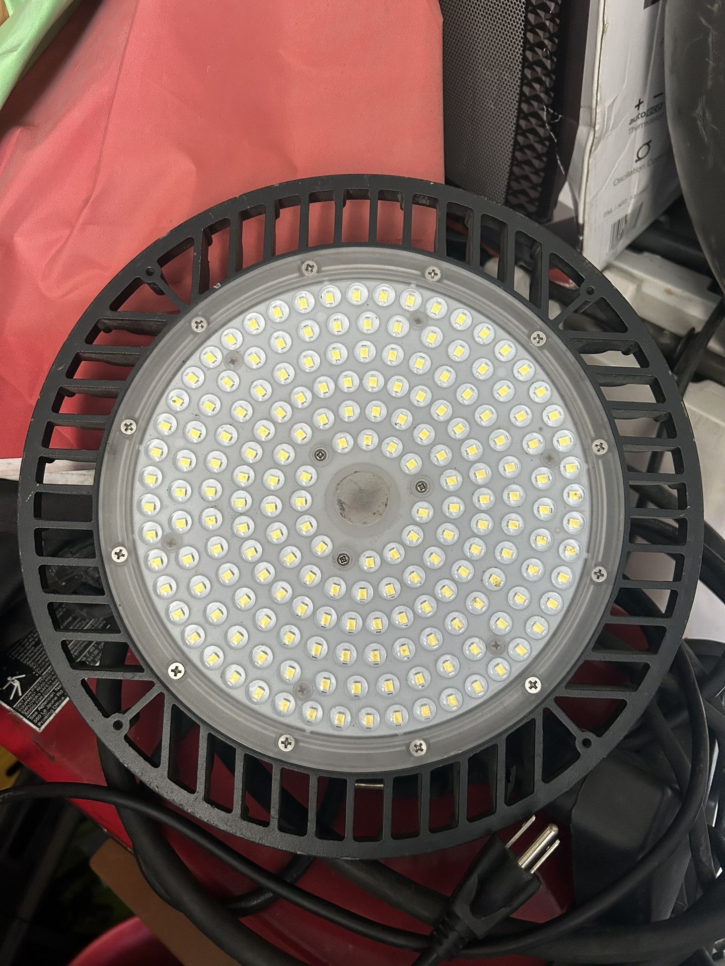 8” LED Shop Light
