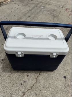 Coleman Cooler Blue And White Model  6277/6278