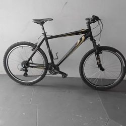 ƁICYCLE SPECIALIZED 21 SPEED BRAND NEW 