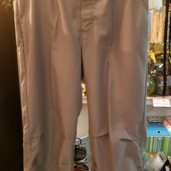 WM #1031, Womens, Size 10 Old Navy Green Capris