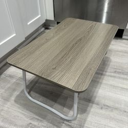 Foldable Laptop Desk/ Breakfast Table Tray /Mini Table/ New