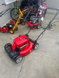 MYD Self Propelled Mower READ DESCRIPTION