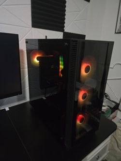 Black Gaming PC / Open to trade