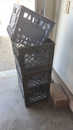 Plastic crates