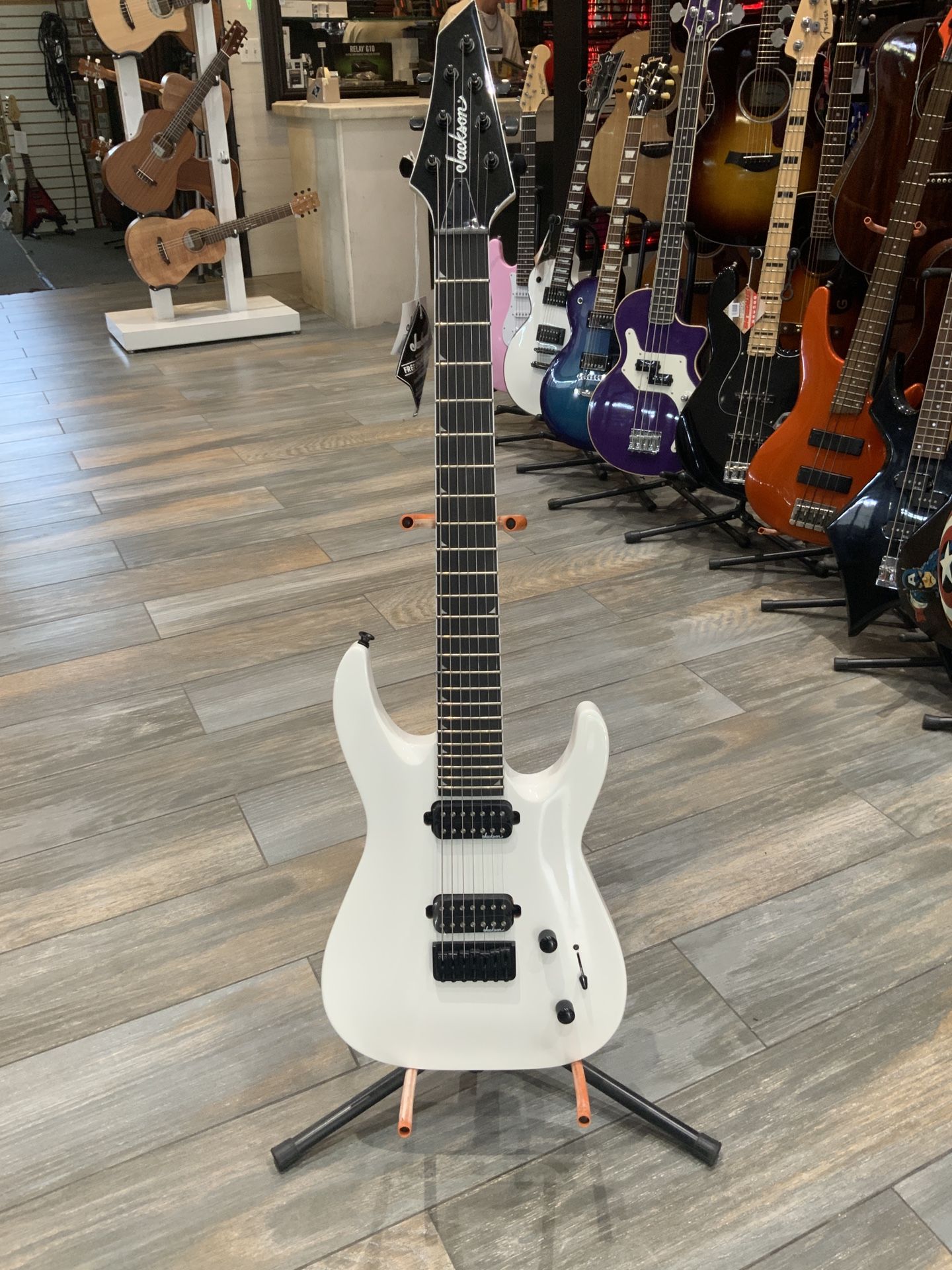 Jackson JS32-7