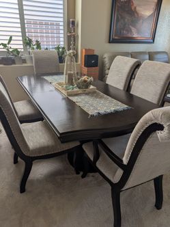 Elegant Dark Wood 6-Chair Dining Set with Extension Leaf