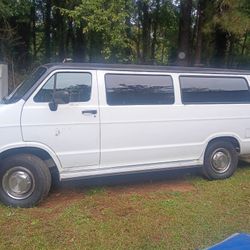 1997 Dodge Ram Wagon