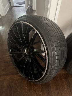 20 inch rims tire size 245/35/95Must Go 200 today