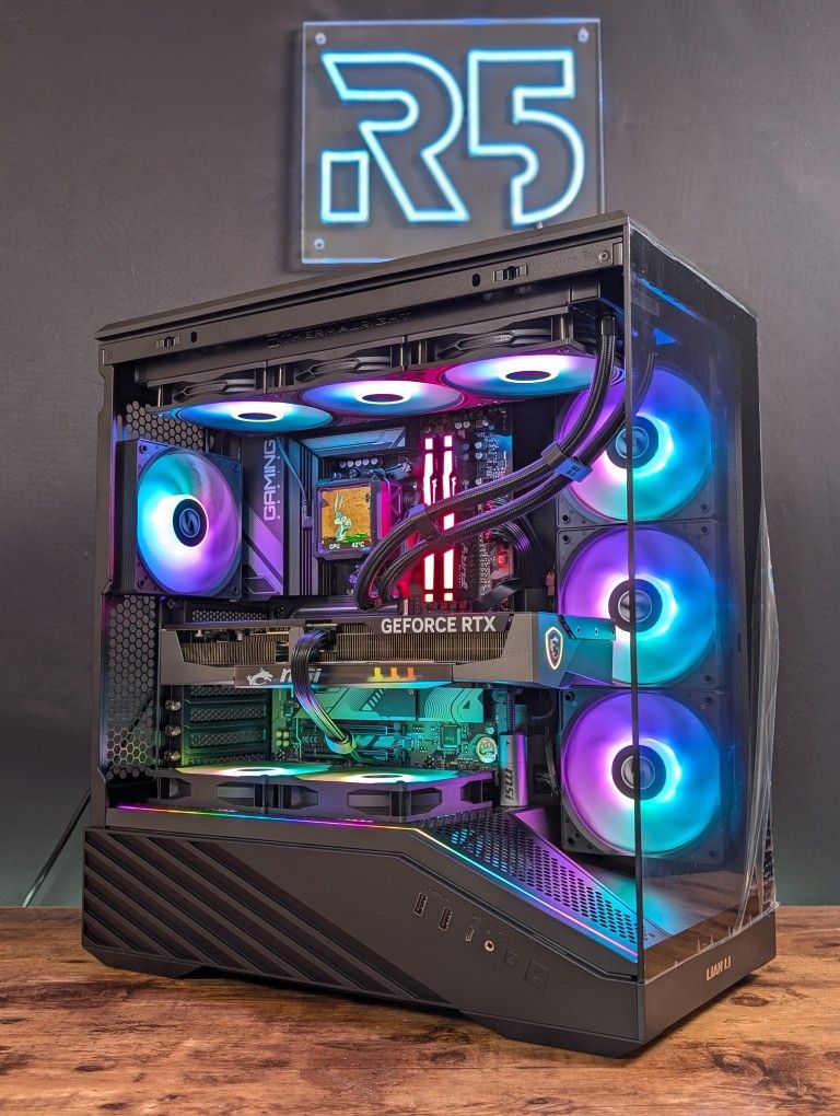RTX 5070 // Ryzen 7800x3D // 32GB DDR5 // 1TB Gen4 NVMe // WiFi