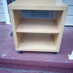 Rolling Adjustable Shelf