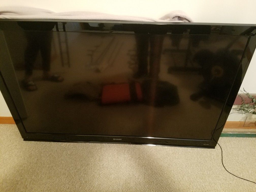 SHARP Aquos 60 inch used LC-60E69U