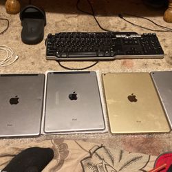 Lot Of 4 iPad Air’s 2nd Generation 